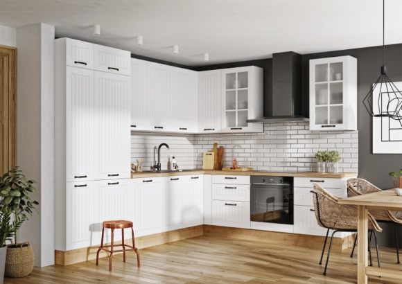 Biała jak nowoczesna, a może biała jak klasyczna? Dom, LIFESTYLE - Chociaż w tym roku byliśmy świadkami wielu zmian w stylizacjach kuchennych, biel nadal gościła w trendbookach producentów mebli kuchennych. Co ciekawe, można ją było odnaleźć zarówno w projektach minimalistycznej zabudowy, jak i klasycznych kolekcjach inspirowanych tradycją.