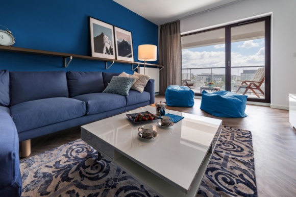 CLASSIC BLUE - rok 2020 pod niebem o zmroku Dom, LIFESTYLE - Prezentujemy wnętrze w najmodniejszym kolorze 2020 roku!