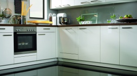 Montaż paneli laminowanych – wskazówki dla początkujących Dom, LIFESTYLE - Istnieje kilka sprawdzonych sposobów na metamorfozę wnętrza bez konieczności wymiany całego wyposażenia.