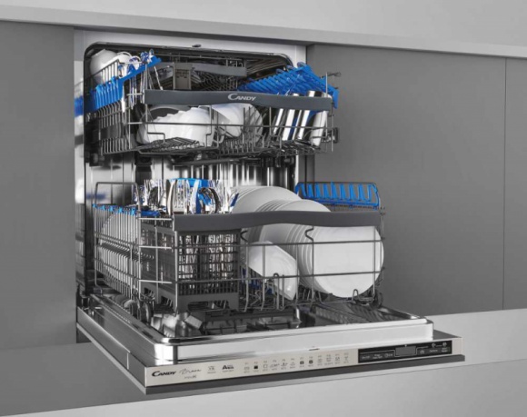 Zmywarka Candy Brava CDIMN 4S622PS - higieniczne i sterylne zmywanie Dom, LIFESTYLE - Nowoczesna zmywarka do zabudowy Candy CDIMN 4S622PS z serii Brava, pomimo standardowych wymiarów, może pomieścić nawet 16 kompletów naczyń w jednym załadunku.