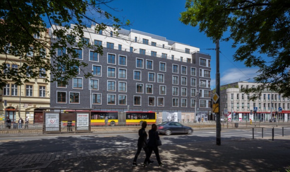 Widowiskowy Centreville otwarty przez dwa dni Dom, LIFESTYLE - Już w najbliższy piątek i sobotę będzie można po raz pierwszy obejrzeć nowy luksusowy apartamentowiec na Nadodrzu. Aby wejść do środka i zobaczyć m.in. panoramiczny widok z podwójnych tarasów, wystarczy zapowiedzieć się telefonicznie.