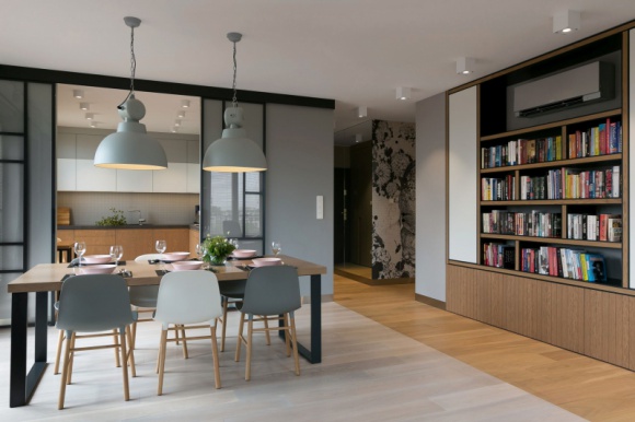 Mediolańskie klimaty Dom, LIFESTYLE - Wiosenna wizyta na targach w Mediolanie to od lat obowiązkowa pozycja w kalendarzu Krystyny i Idy Mikołajskich. Po powrocie z Włoch ich głowy zawsze są pełne inspiracji. Tym razem okazja, by zrealizować nowe pomysły na wnętrza nadeszła bardzo szybko.