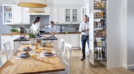 Kuchnia gotowa na jesień Dom, LIFESTYLE - Tegoroczna aura póki co jest dla nas łaskawa. Najwyższy jednak czas, by zreorganizować dom i uwić sobie „przytulne gniazdo” na długie jesienne i zimowe wieczory.