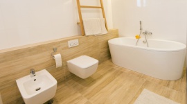 Dom dobrze zorganizowany Dom, LIFESTYLE - Dobra organizacja przy trójce maluchów to podstawa. Dotyczy nie tylko codziennego funkcjonowania, ale przede wszystkim przestrzeni do życia. Architekt wnętrz Joanna Ochota postarała się, by dom w Katowicach sprostał potrzebom pięcioosobowej rodziny.