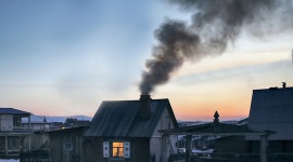 W powietrzu już czuć smog. Rekuperacja w domu może nas przed nim uchronić