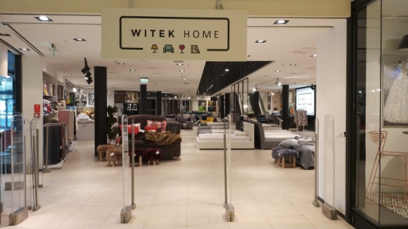 Odśwież mieszkanie z Galerią Klif. Sklepy z meblami otwarte Dom, LIFESTYLE - Początek roku to dla wielu osób czas zmian, także tych w domu. Metamorfoza mieszkania nie zawsze musi wiązać się z gruntownym remontem, często wystarczy kilka modnych, gustownych dodatków, by odświeżyć wnętrze i nadać mu niebanalnego charakteru.